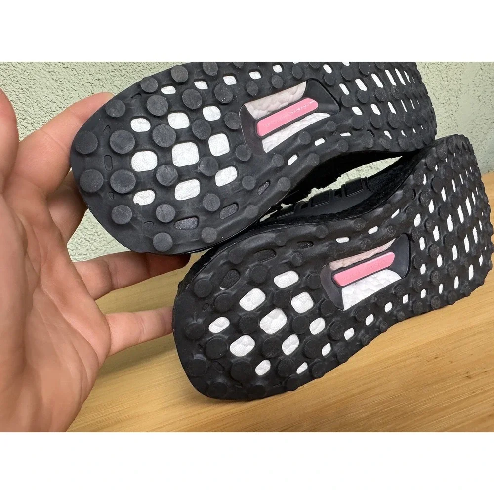 Size 10 - Women's adidas UltraBoost 5.0 DNA Black Sneakers Shoes GV‎ 8743